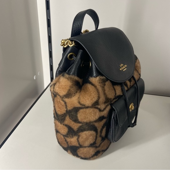 Coach X Jennifer Lopez Pennie Backpack 22 In Signature Shearling - Picture 2 of 6
